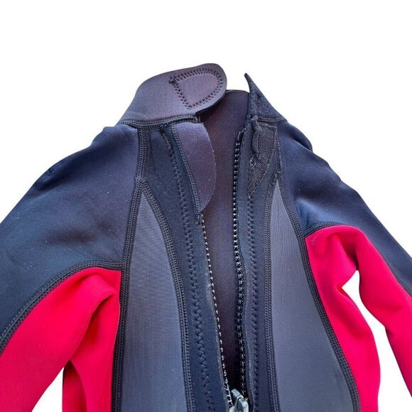 Epic Red Black Kids Long Sleeve Back Zip Neoprene Full Wetsuit Size 5/6 - Picture 6 of 6